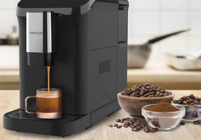 Cremmaet Macchia Black Cafetera superautomática compacta con 19 bares y sistema Thermoblock